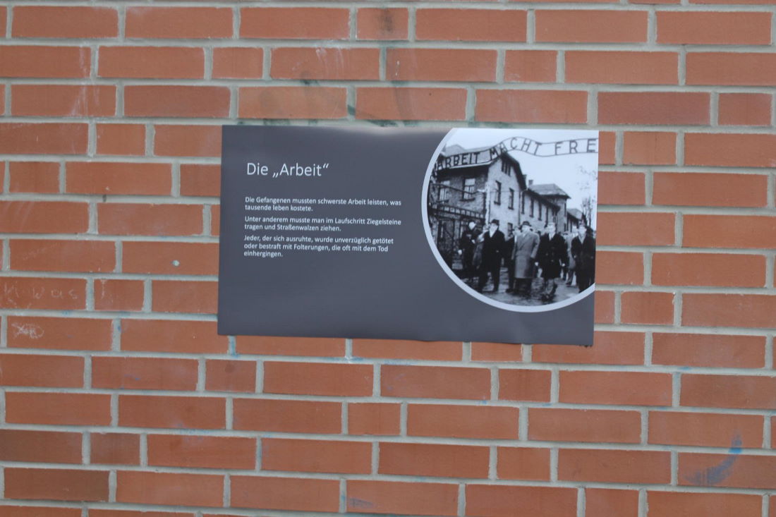77 Jahre Menschlichkeit