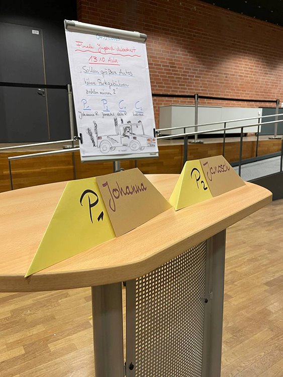 Jugend debattiert Pult 2